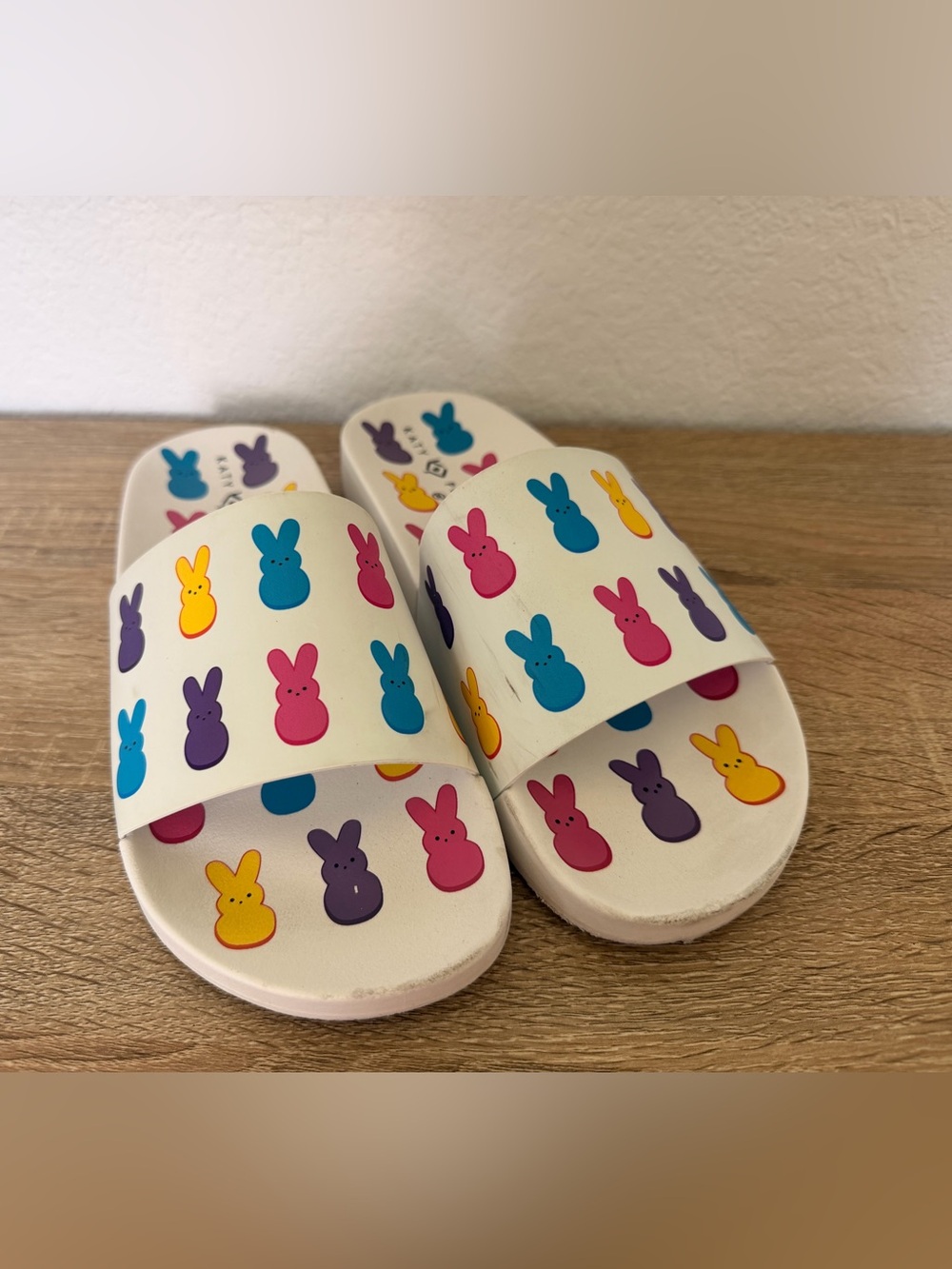 Katy Perry “Peeps” Bunny Print Slide Sandals - Size Women’s 7